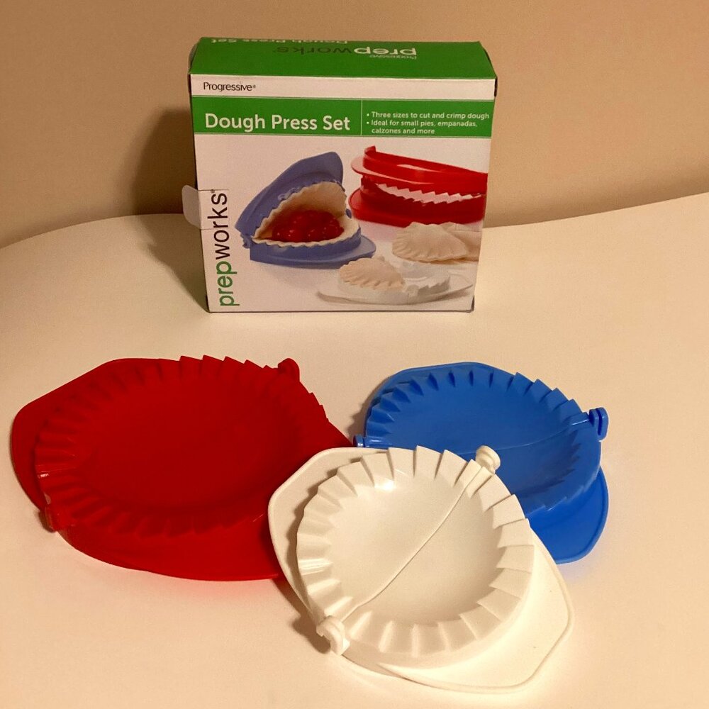 Progressive Dough Press Set Dumplings Ravioli Pierogi Kitchen Tools